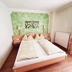 Ξενοδοχείο Zur Post 4*