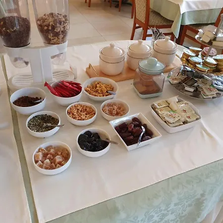 Zur Post Отель Ферлах