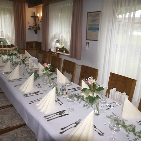 Zur Post 4* Ферлах