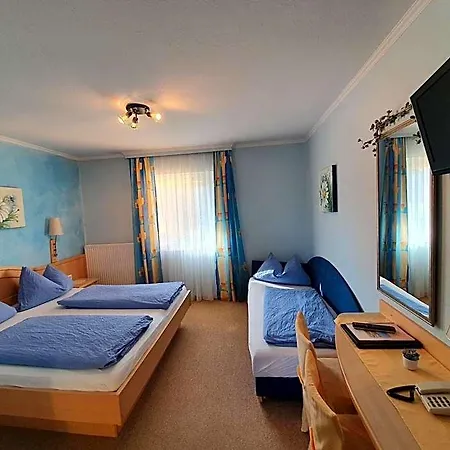 Otel Zur Post Ferlach