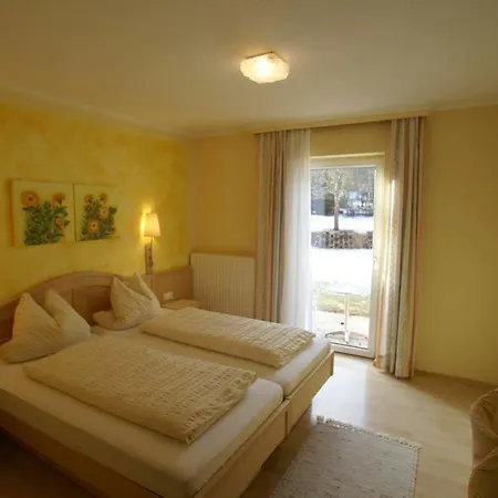Zur Post Hotel 3*